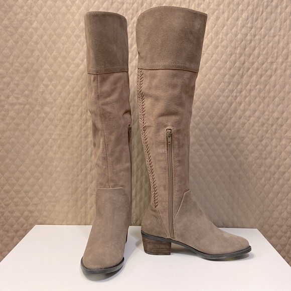 Vince Camuto Kochelda Over-the-Knee Boot - Picture 3 of 9